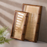 Bandeja Madeira Bambu com Vidro e Sisal Natural 38 x 24 cm - Ela Decora